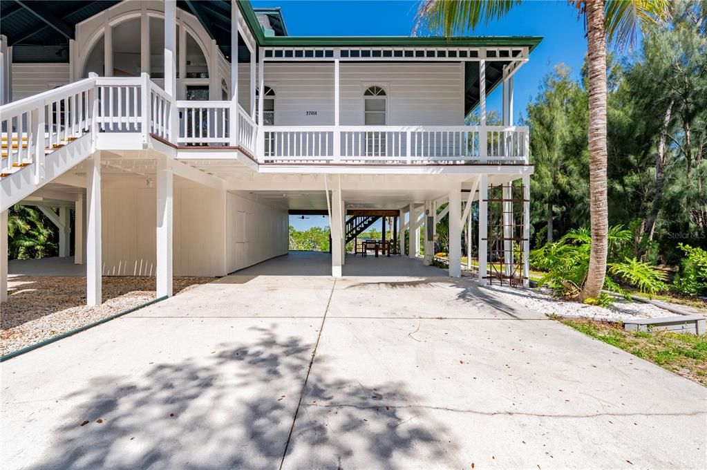 For Sale: $1,225,000 (3 beds, 2 baths, 1690 Square Feet)