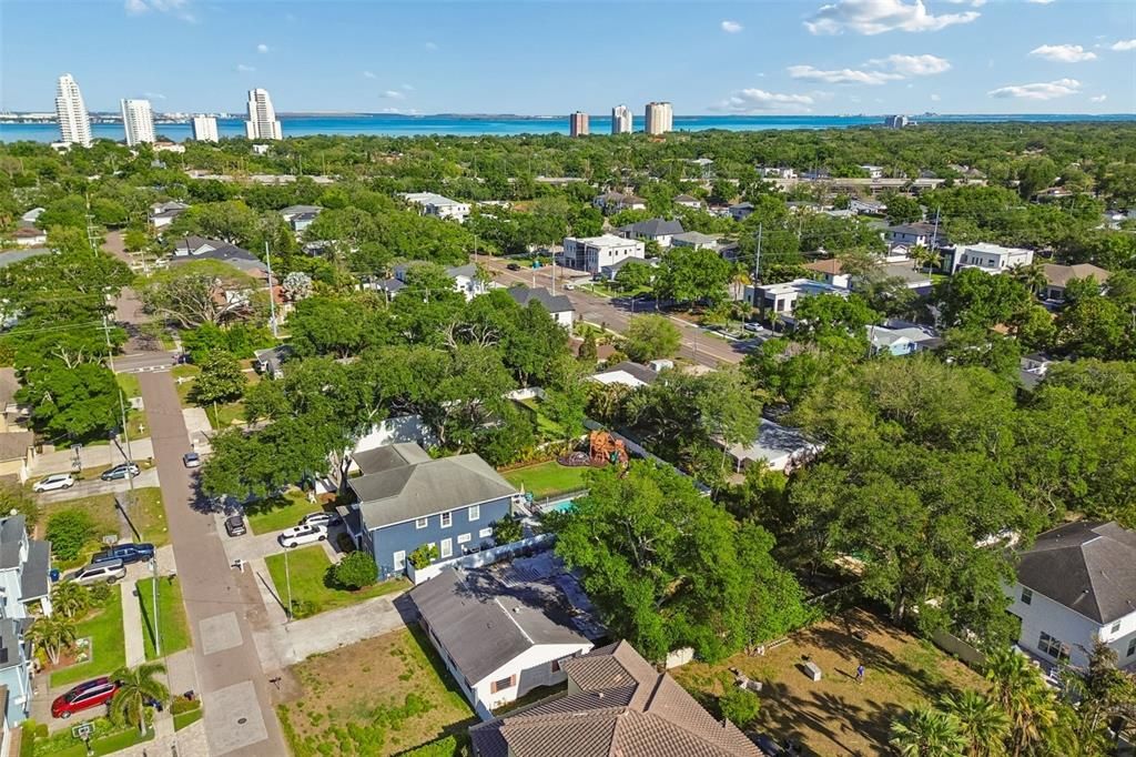 Active With Contract: $850,000 (3 beds, 1 baths, 1587 Square Feet)