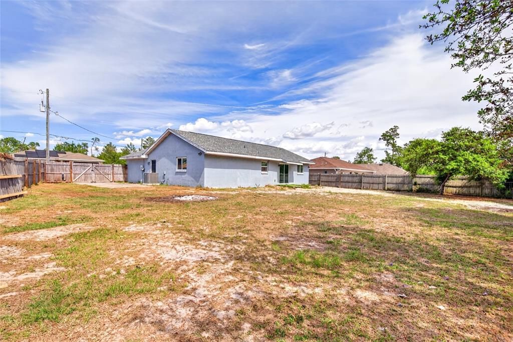 Active With Contract: $239,900 (4 beds, 2 baths, 1430 Square Feet)