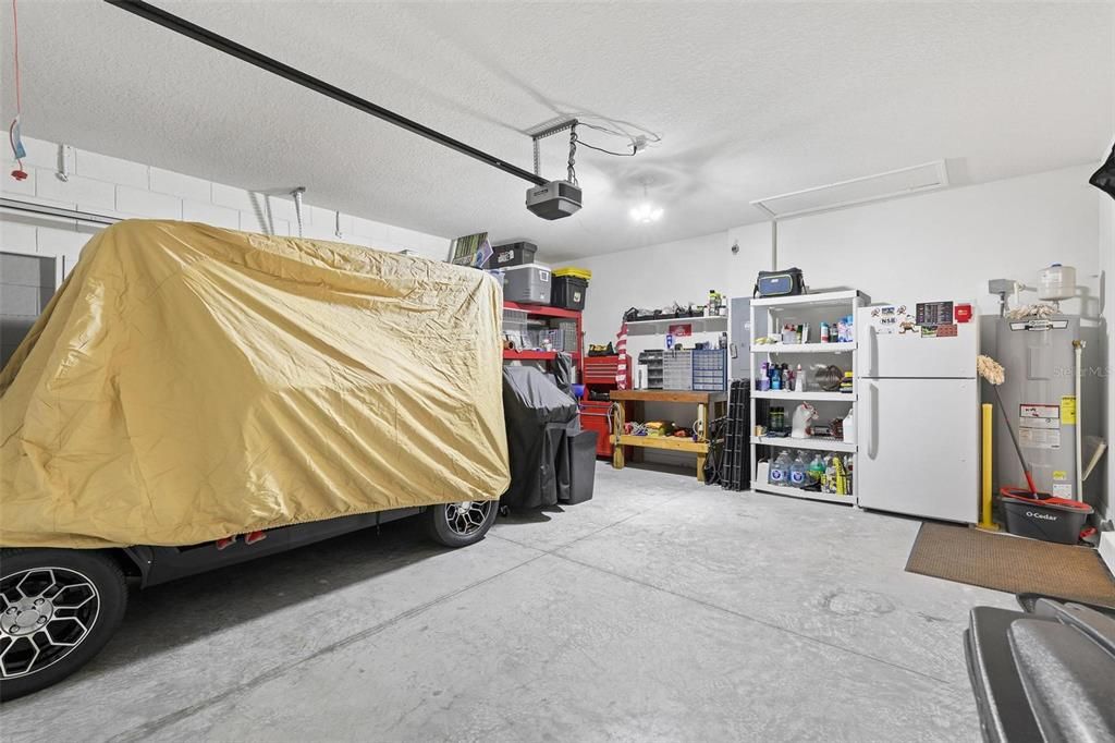 Activo con contrato: $369,900 (3 camas, 2 baños, 1653 Pies cuadrados)