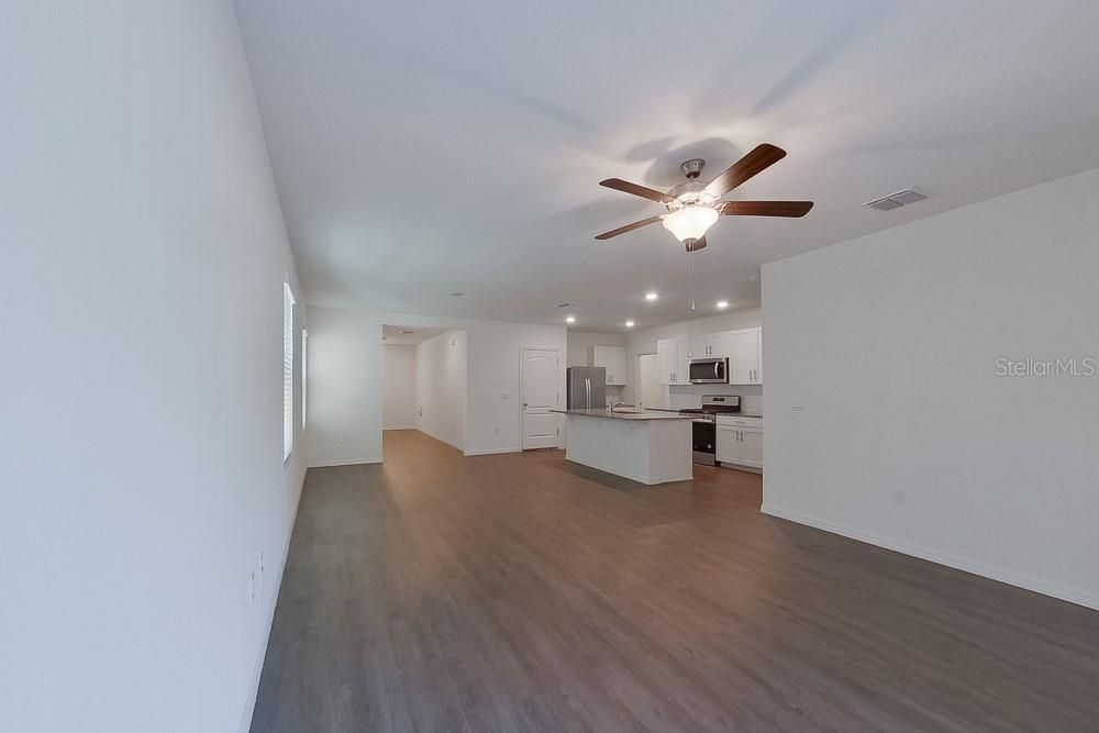 В аренду: $2,495 (5 спален, 3 ванн, 2447 Квадратных фут)