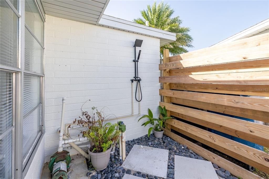 En Venta: $349,900 (2 camas, 2 baños, 969 Pies cuadrados)