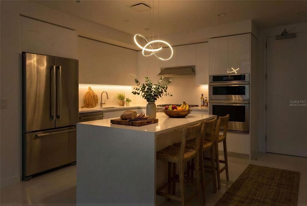 For Rent: $8,900 (2 beds, 2 baths, 1277 Square Feet)