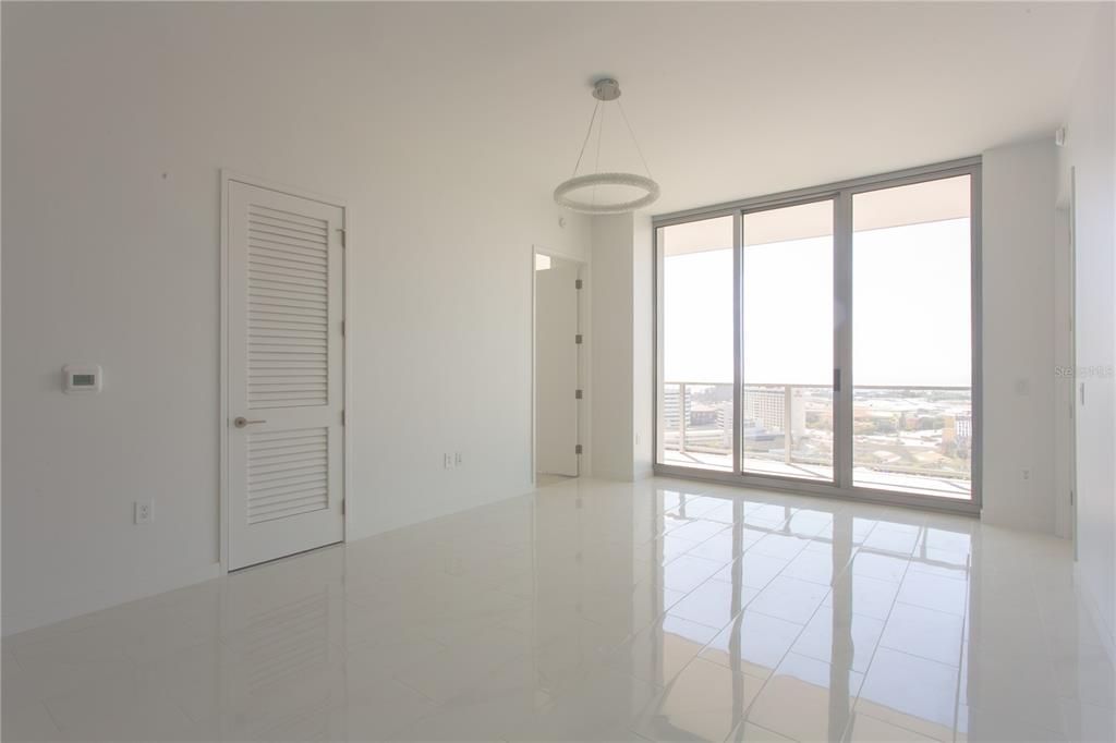 For Rent: $8,900 (2 beds, 2 baths, 1277 Square Feet)