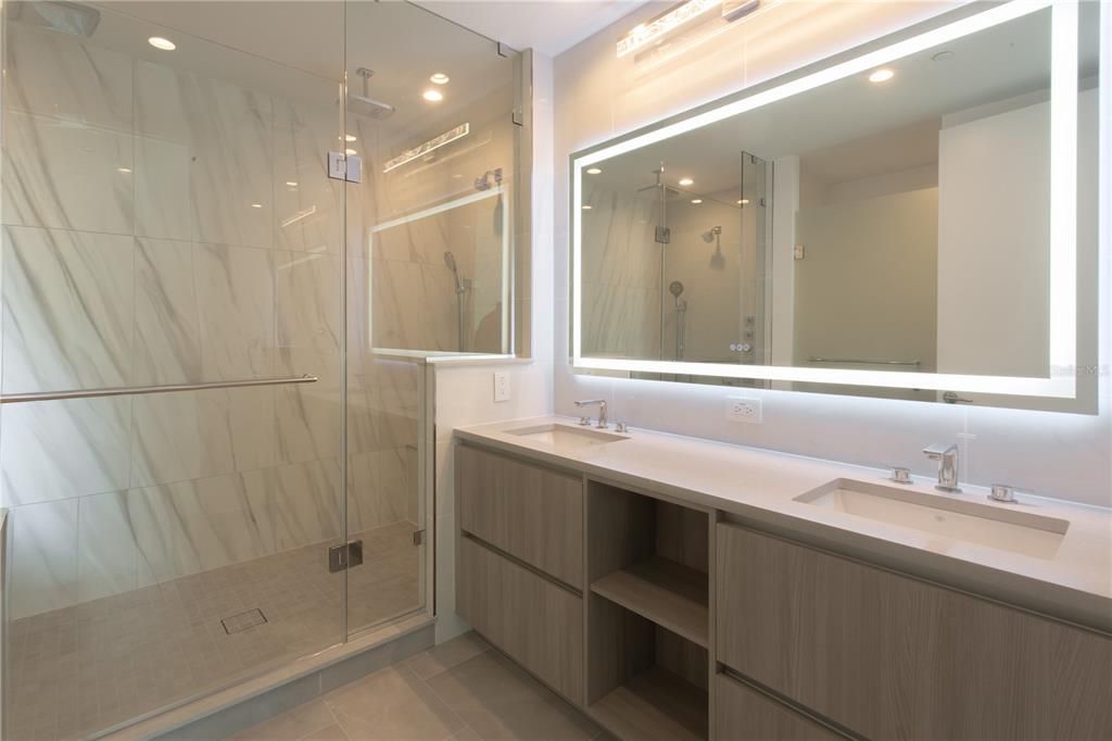 For Rent: $8,900 (2 beds, 2 baths, 1277 Square Feet)