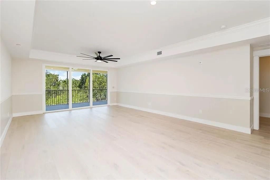 For Sale: $749,000 (3 beds, 2 baths, 1937 Square Feet)
