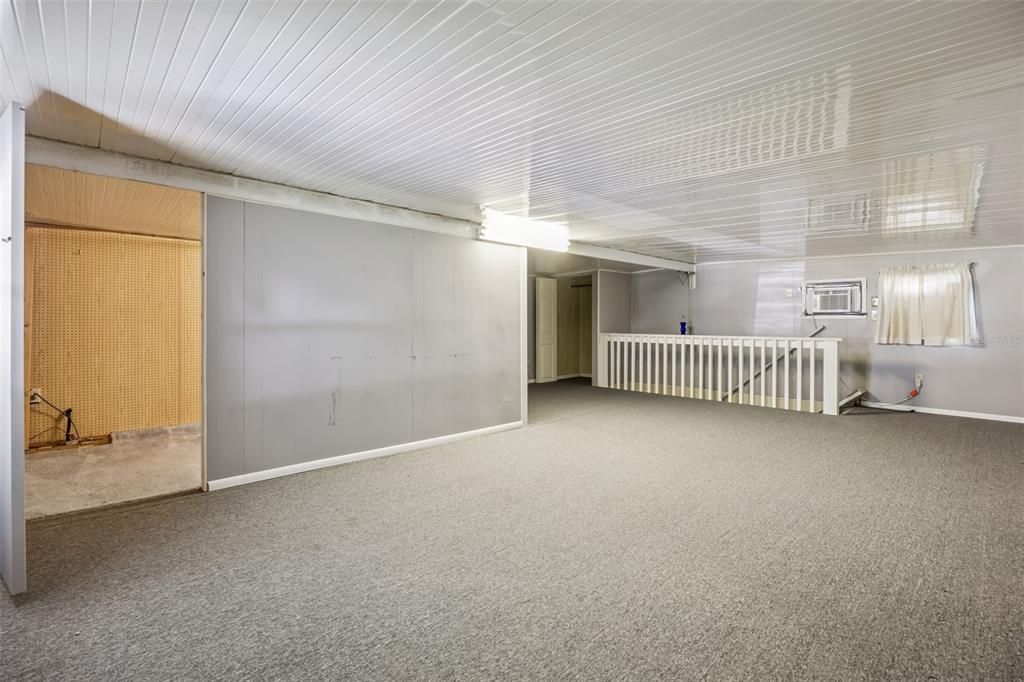 For Sale: $320,000 (3 beds, 2 baths, 2400 Square Feet)