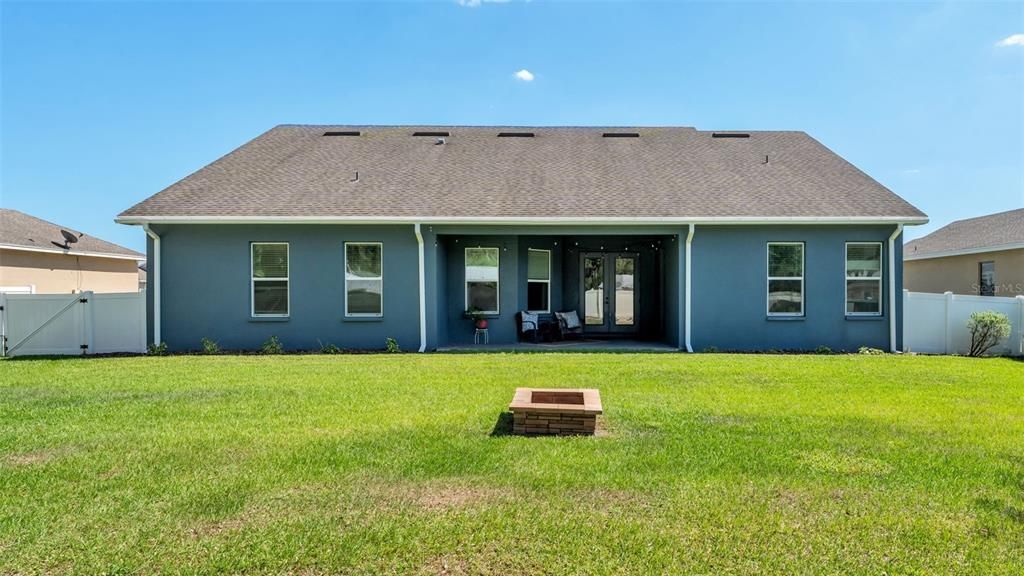 For Sale: $475,000 (4 beds, 3 baths, 2392 Square Feet)
