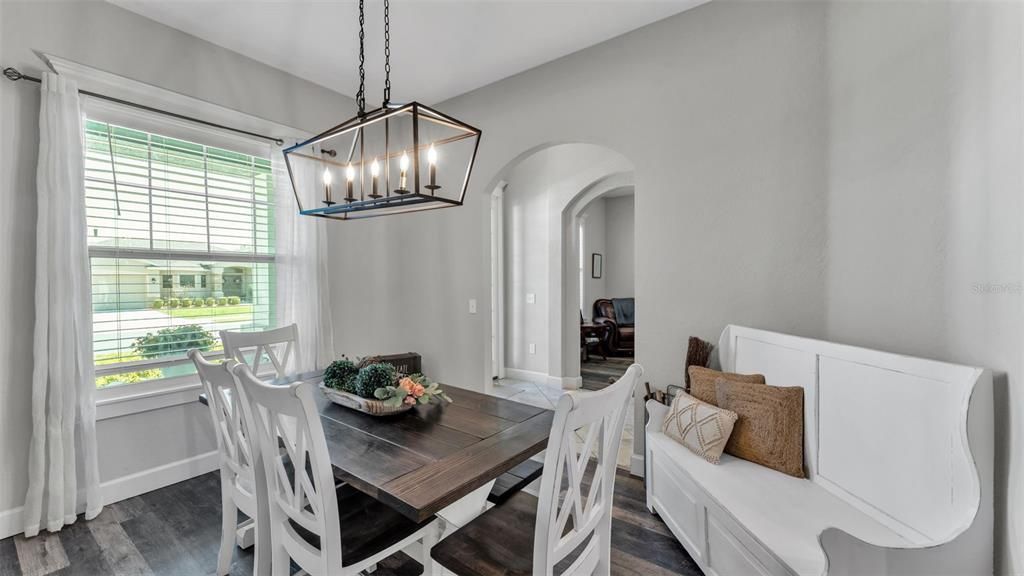 For Sale: $475,000 (4 beds, 3 baths, 2392 Square Feet)