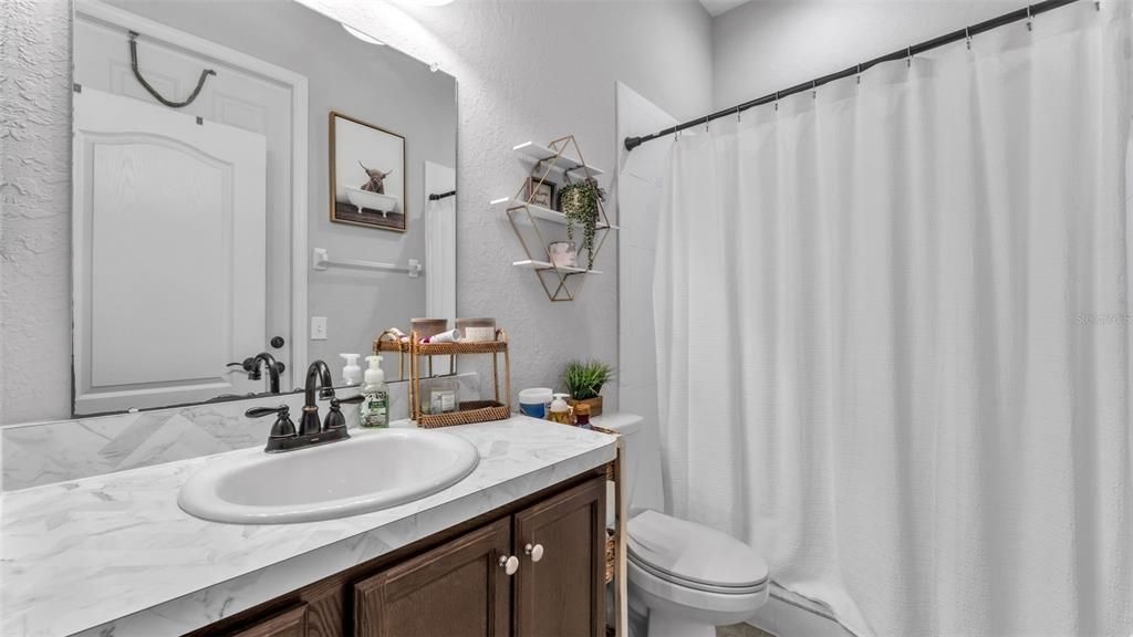For Sale: $475,000 (4 beds, 3 baths, 2392 Square Feet)