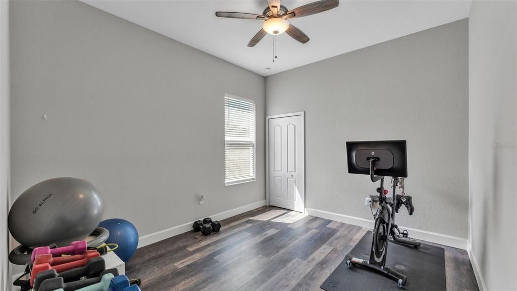 For Sale: $475,000 (4 beds, 3 baths, 2392 Square Feet)