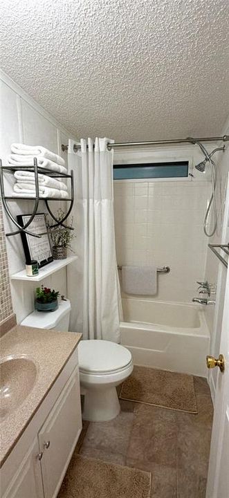 For Rent: $2,100 (2 beds, 2 baths, 950 Square Feet)