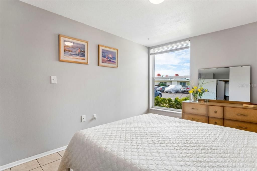 En Venta: $129,000 (2 camas, 1 baños, 825 Pies cuadrados)