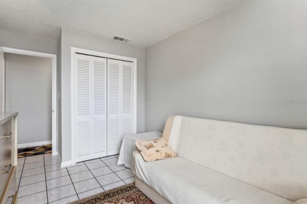 En Venta: $129,000 (2 camas, 1 baños, 825 Pies cuadrados)