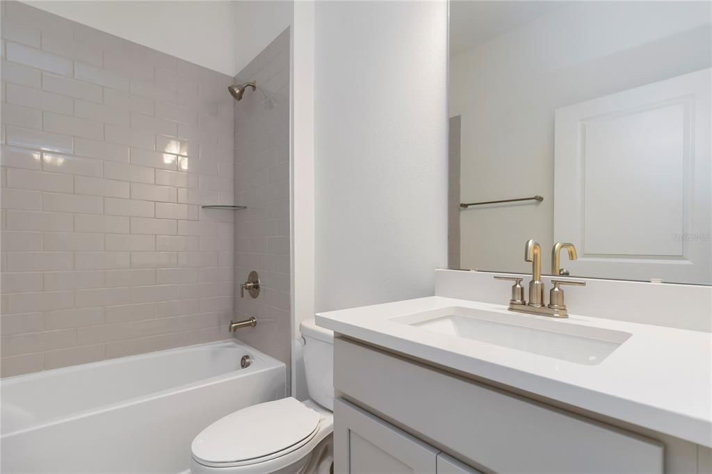 For Rent: $2,295 (4 beds, 2 baths, 1758 Square Feet)