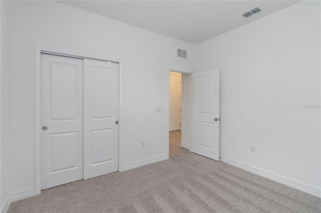 For Rent: $2,295 (4 beds, 2 baths, 1758 Square Feet)