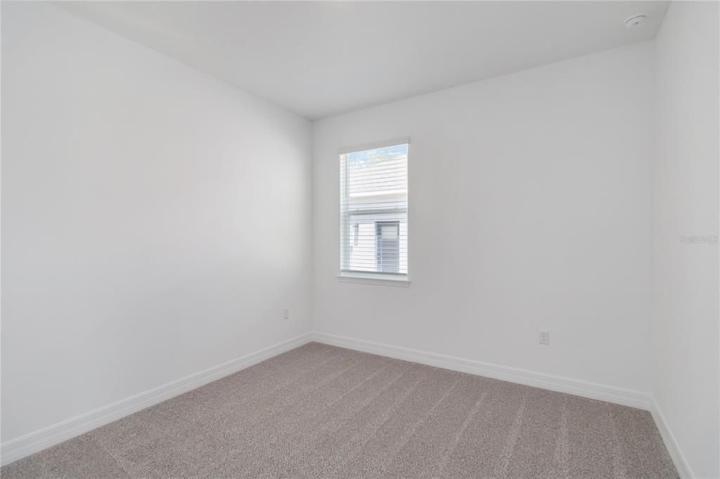 For Rent: $2,295 (4 beds, 2 baths, 1758 Square Feet)
