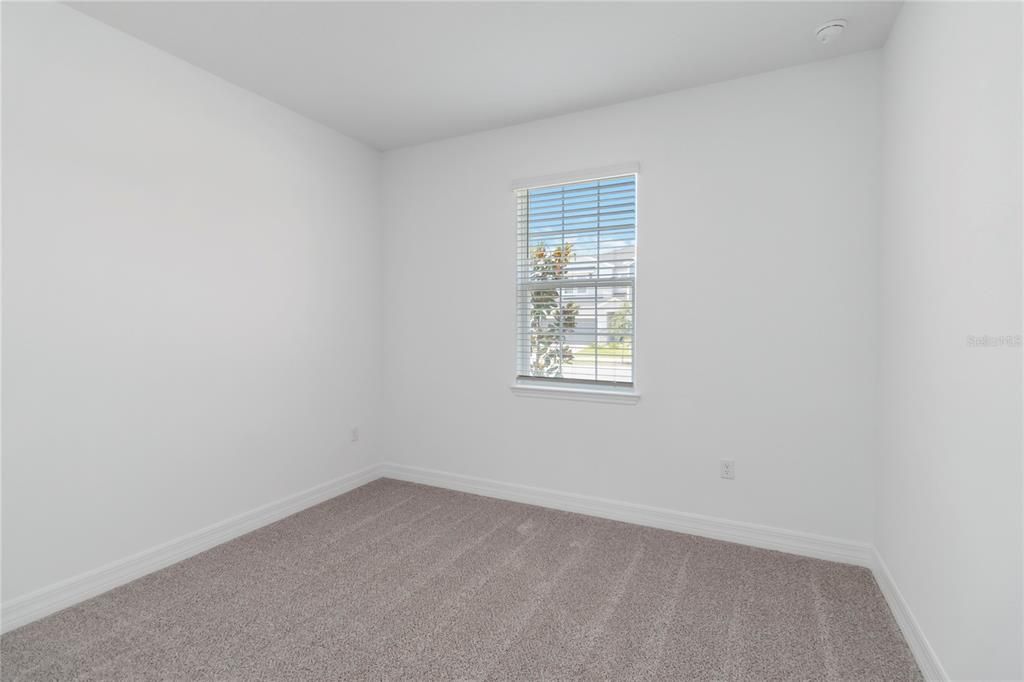 For Rent: $2,295 (4 beds, 2 baths, 1758 Square Feet)