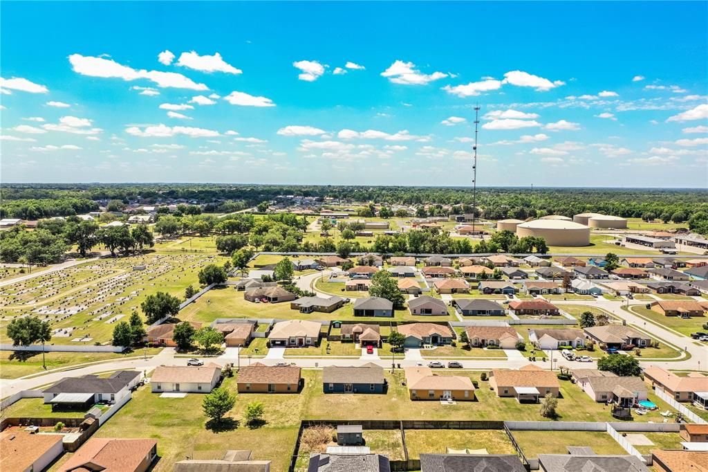 Activo con contrato: $275,000 (3 camas, 2 baños, 1252 Pies cuadrados)