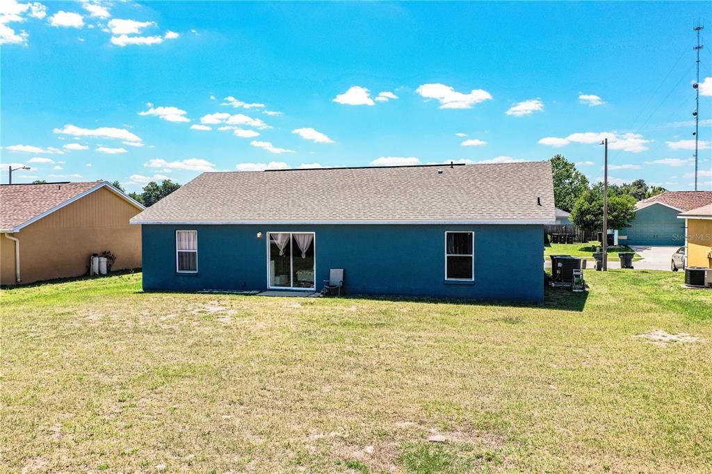Activo con contrato: $275,000 (3 camas, 2 baños, 1252 Pies cuadrados)