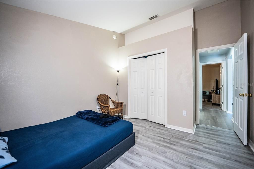 Activo con contrato: $275,000 (3 camas, 2 baños, 1252 Pies cuadrados)