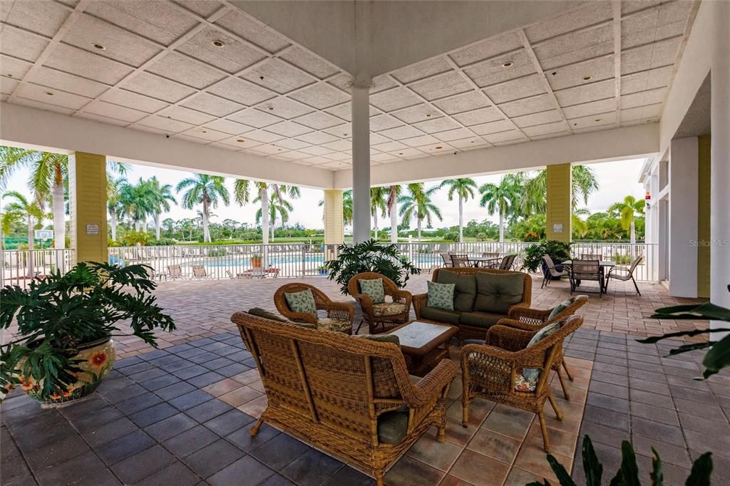 For Rent: $2,500 (3 beds, 2 baths, 1293 Square Feet)