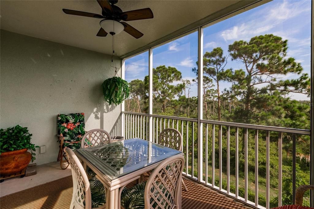 For Rent: $2,500 (3 beds, 2 baths, 1293 Square Feet)