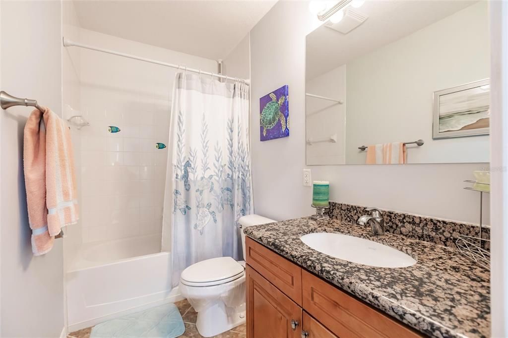 For Rent: $2,500 (3 beds, 2 baths, 1293 Square Feet)