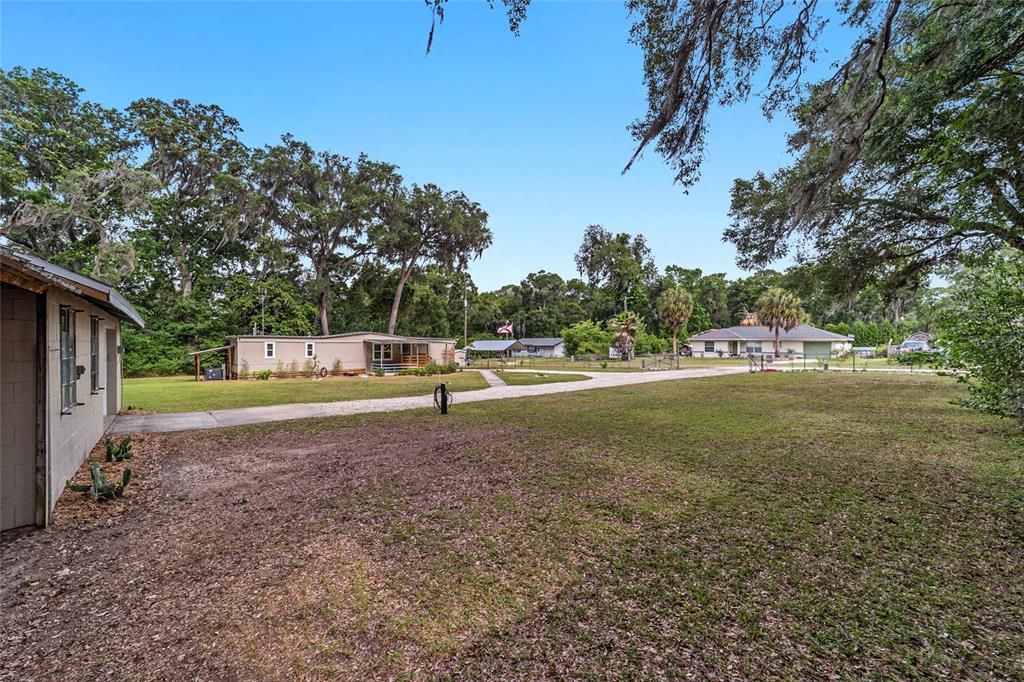 For Sale: $164,900 (1 beds, 1 baths, 672 Square Feet)