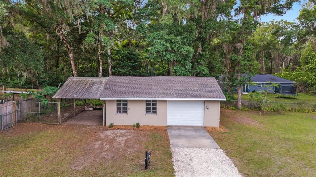 For Sale: $164,900 (1 beds, 1 baths, 672 Square Feet)