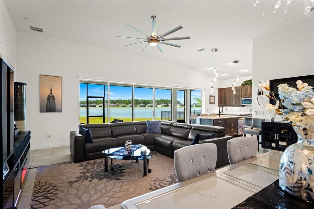 For Sale: $649,000 (3 beds, 3 baths, 2010 Square Feet)