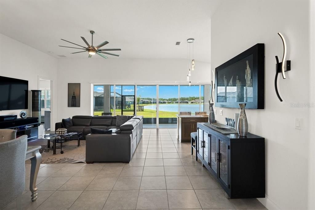 For Sale: $649,000 (3 beds, 3 baths, 2010 Square Feet)