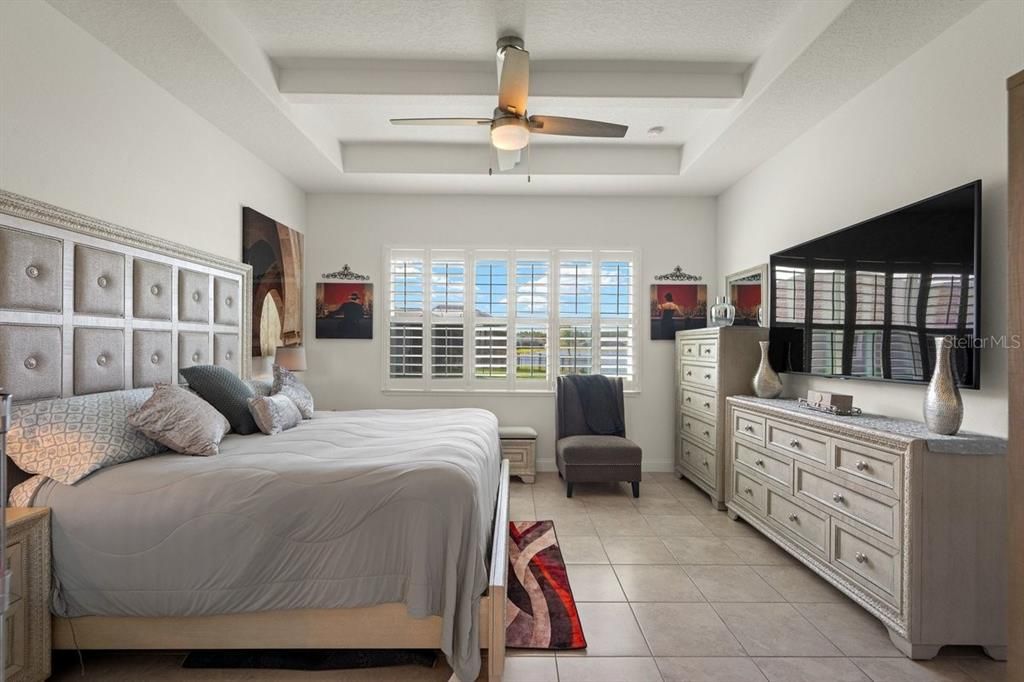 For Sale: $649,000 (3 beds, 3 baths, 2010 Square Feet)