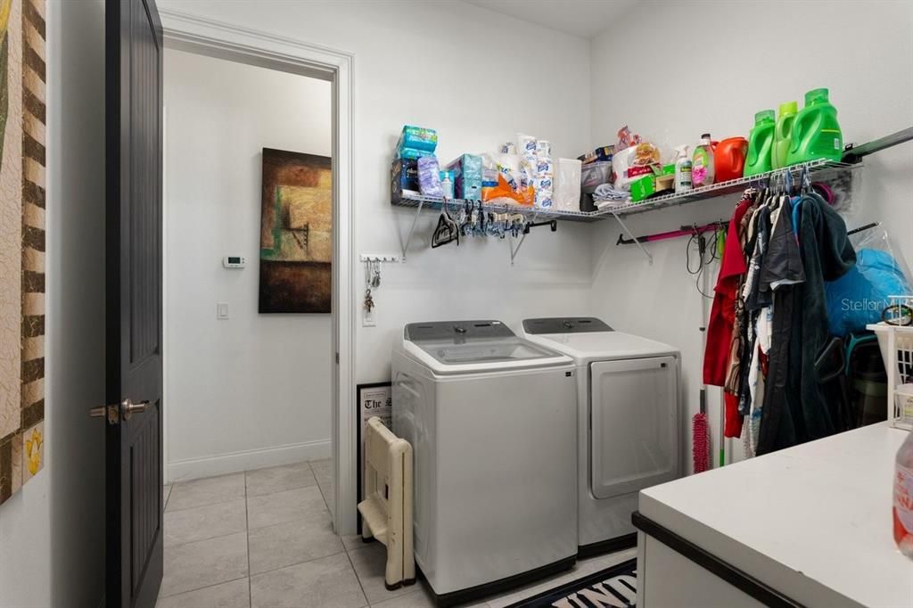 For Sale: $649,000 (3 beds, 3 baths, 2010 Square Feet)