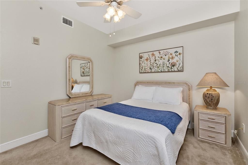 For Sale: $369,000 (2 beds, 2 baths, 1788 Square Feet)