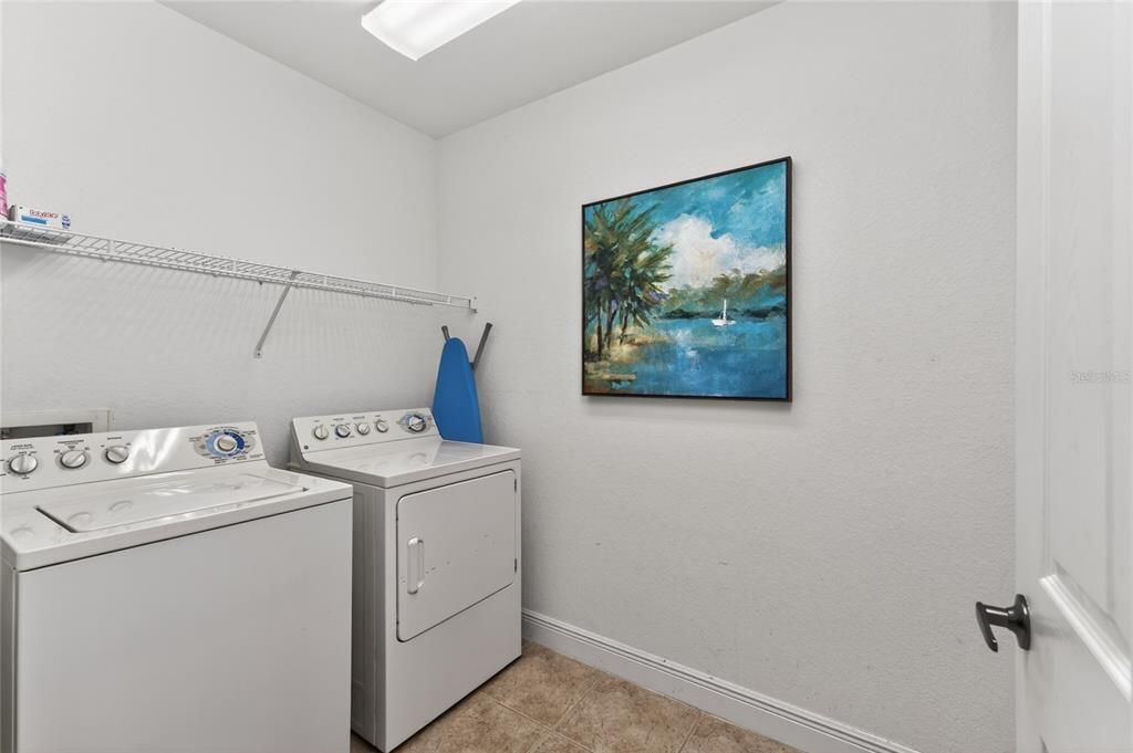 For Sale: $369,000 (2 beds, 2 baths, 1788 Square Feet)