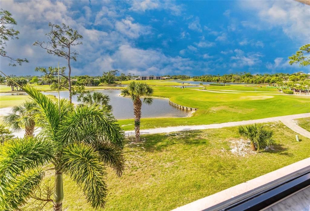 For Sale: $369,000 (2 beds, 2 baths, 1788 Square Feet)
