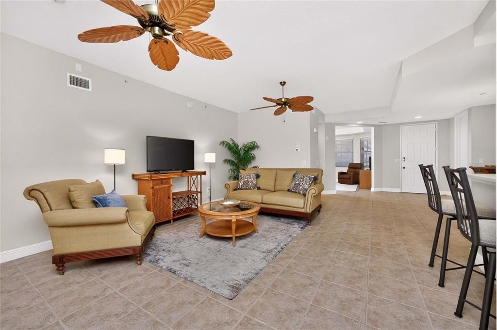 For Sale: $369,000 (2 beds, 2 baths, 1788 Square Feet)