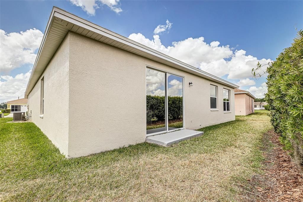 Active With Contract: $379,950 (3 beds, 3 baths, 1847 Square Feet)