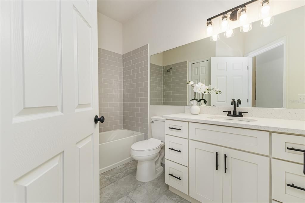 Active With Contract: $379,950 (3 beds, 3 baths, 1847 Square Feet)
