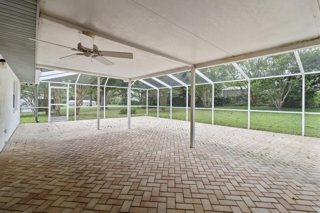 En Venta: $379,000 (3 camas, 2 baños, 2094 Pies cuadrados)
