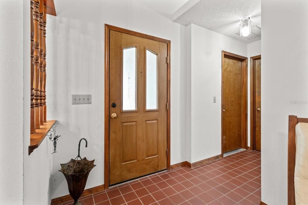 En Venta: $379,000 (3 camas, 2 baños, 2094 Pies cuadrados)