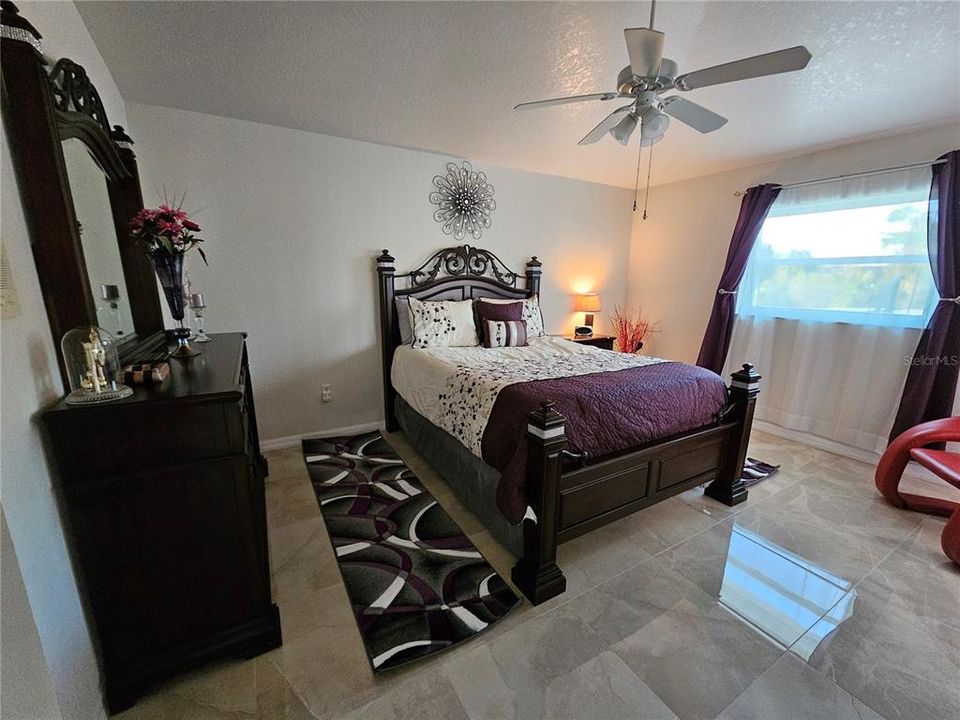 For Rent: $5,300 (3 beds, 2 baths, 1648 Square Feet)