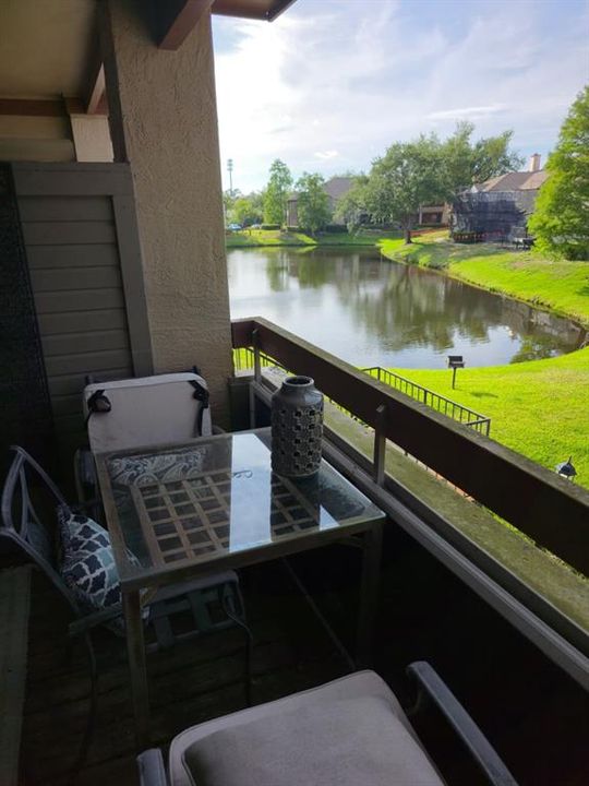 For Rent: $2,100 (2 beds, 2 baths, 1016 Square Feet)
