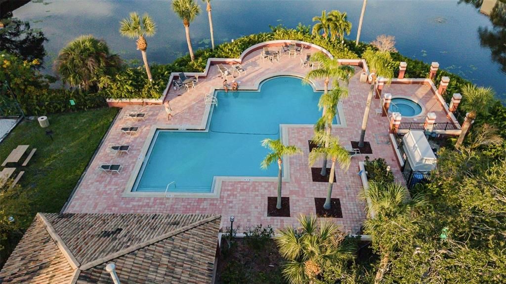 For Rent: $2,100 (2 beds, 2 baths, 1016 Square Feet)