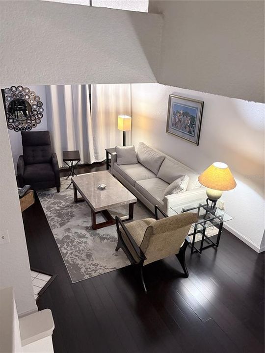 For Rent: $2,100 (2 beds, 2 baths, 1016 Square Feet)