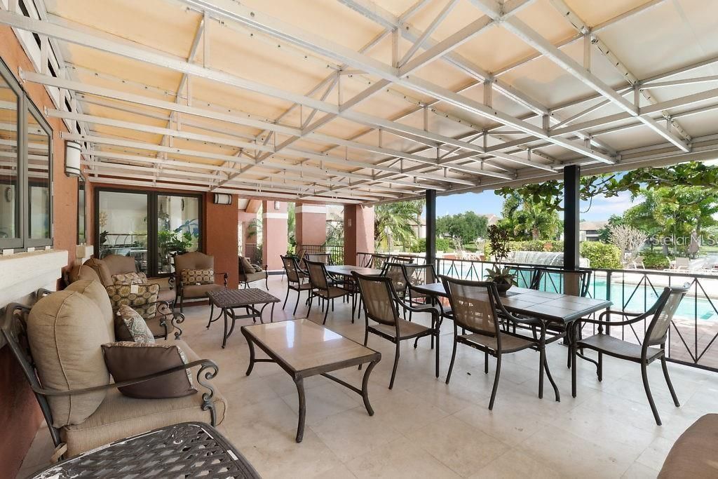 For Rent: $2,100 (2 beds, 2 baths, 1016 Square Feet)