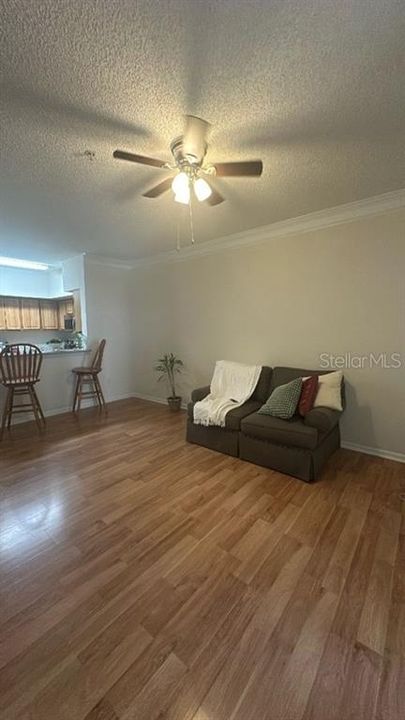 В аренду: $1,575 (1 спален, 1 ванн, 789 Квадратных фут)
