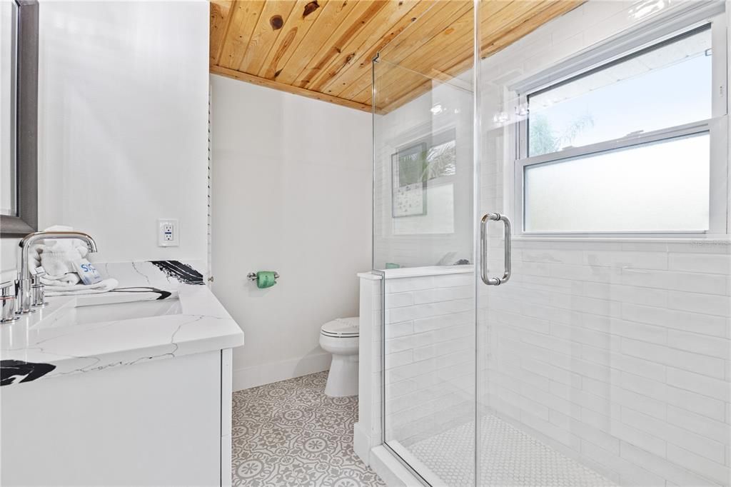For Sale: $1,945,000 (3 beds, 2 baths, 1458 Square Feet)