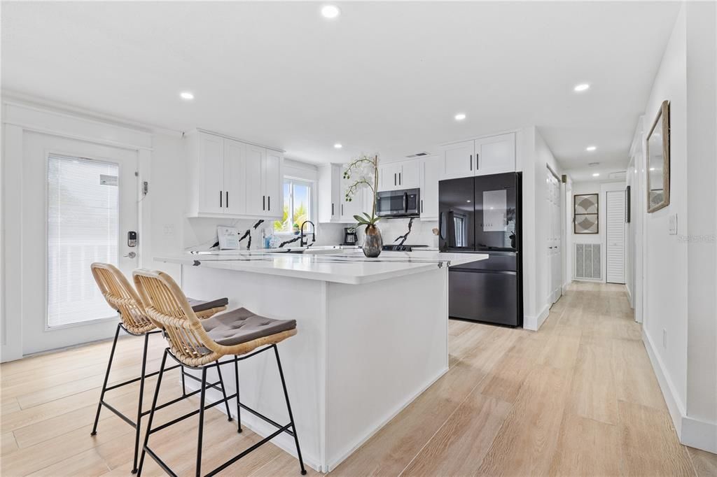 For Sale: $1,945,000 (3 beds, 2 baths, 1458 Square Feet)